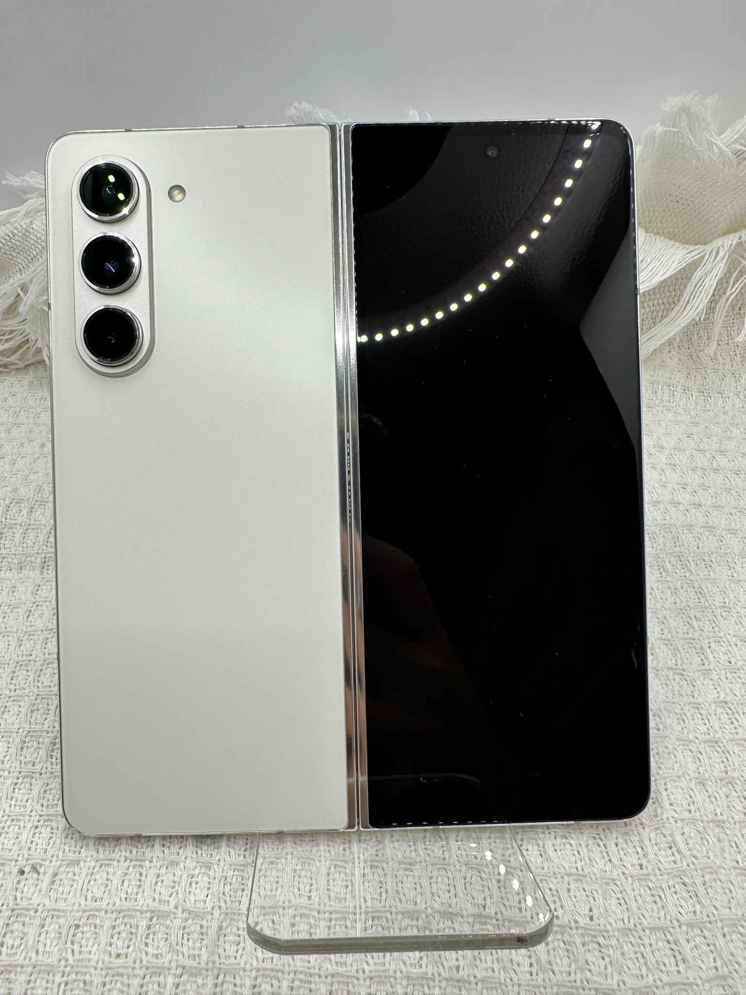 高價收購手機|Samsung Z Flod 5 |微笑通信