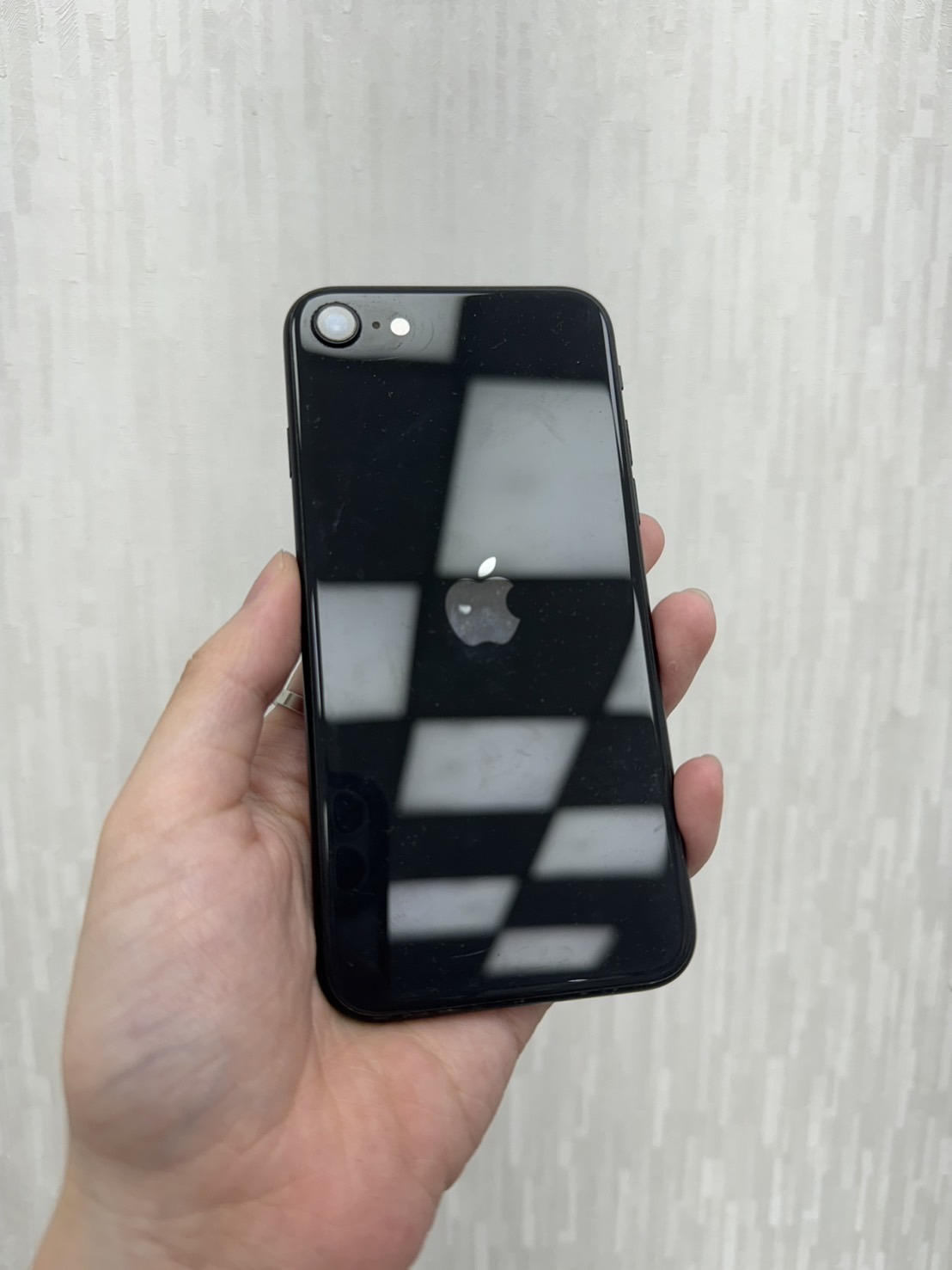 iphone二手收購|iphone SE2|微笑通信